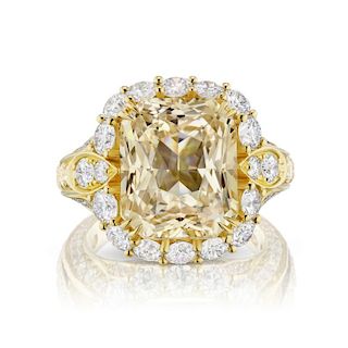 18k Gold 11.98ct Sapphire and Diamonds Ring