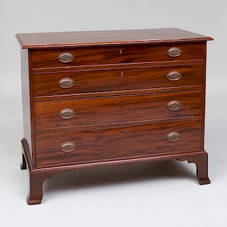 Federal Mahogany Chest of Drawers, New England
