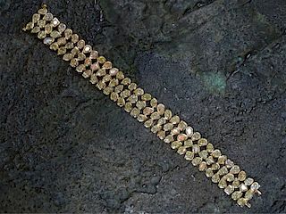 RARE 31.56ct Fancy Yellow Diamond Bracelet