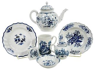 25 Pieces Blue and White Worcester, Dr. Wall