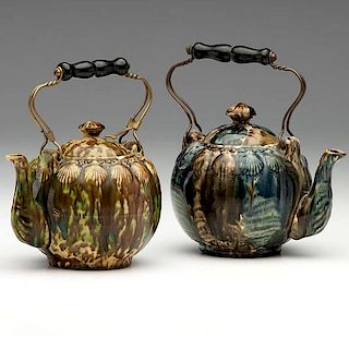 Scallop Pattern Pottery Teapots 