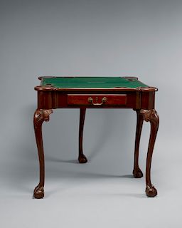 CHIPPENDALE TURRET-TOP FITTED MAHOGANY GAMING TABLE ,Philadelphia, circa 1770
