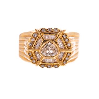 A Gent's Diamond Cluster Ring in 18K