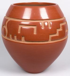 Luann Tafoya | Santa Clara Carved Pot