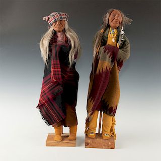 PAIR OF NATIVE AMERICAN PLAINS INDIAN DOLLS