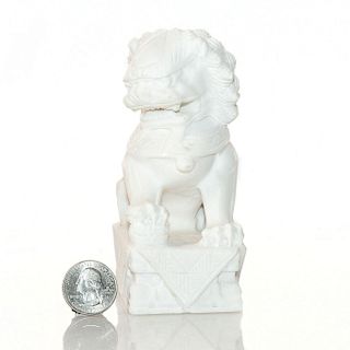 CHINESE CARVED ALABASTER DOG OF FOO STATUETTE