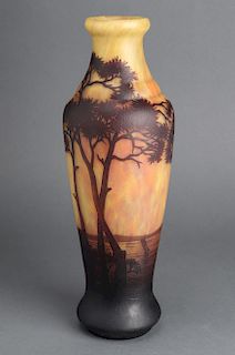 Signed Daum Nancy Art Nouveau Cameo Art Glass Vase