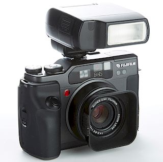 Fuji GA645 Zi Medium Format Camera