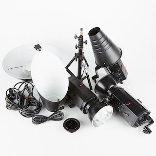 Calumet Travelite 750 Camera Strobe System and Stands