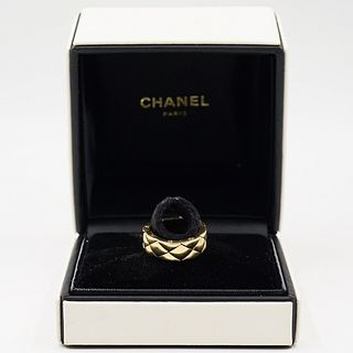 Chanel Matelasse 18k Gold Band