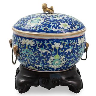 Chinese Porcelain Covered Bowl