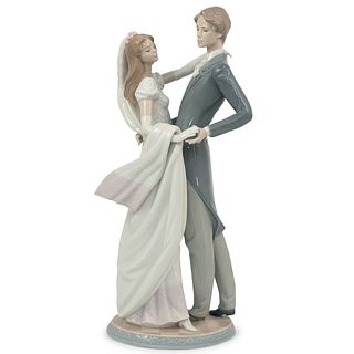 Lladro Newlywed Figurine