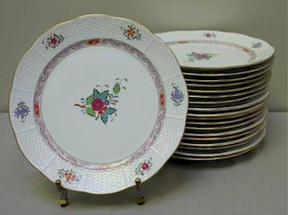 19 Herend Chinese Bouquet 10" Dinner Plates.