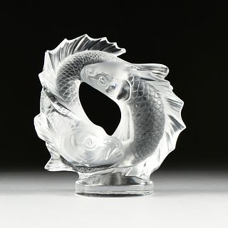 A LALIQUE "TWO FISH" FROSTED CRYSTAL SCULPTURE, ENGRAVED SIGNATURE, 1960-1980,