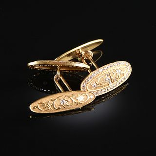 A PAIR OF ART NOUVEAU DIAMOND AND YELLOW GOLD OVAL CUFFLINKS,