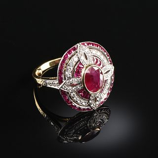 A BELLE ÉPOQUE 18K YELLOW AND WHITE GOLD, DIAMOND, AND RUBY RING, FRENCH, CIRCA 1910,