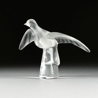 A LALIQUE FROSTED CRYSTAL "CLITA" DOVE SCULPTURE, ENGRAVED SIGNATURE, THIRD QUARTER 20TH CENTURY,