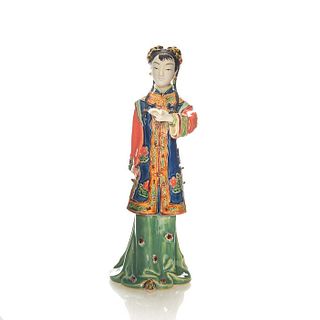 VINTAGE CHINESE FIGURINE WITH TRADITIONAL CLOTHING