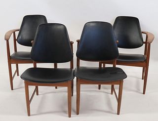 Midcentury Set Of 4 Arne Hovmand Olsen Chairs.