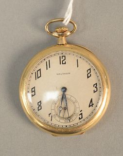 14K gold Waltham Royal, 17 jewel pocket watch. 46.6mm, total weight 64.1 grams.