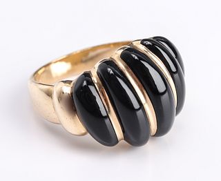 14K Yellow Gold & Carved Onyx Shrimp Ring