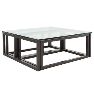 Mesa de centro. Francia. SXXI. Diseño geométrico. En de madera. Color negro. Con 2 mesas interiores. 43 x 110 x 110 cm.