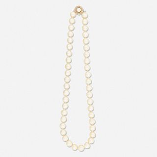 Single strand cultured pearl necklace