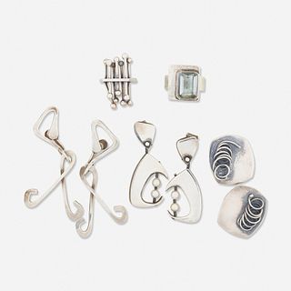 Three pairs of Studio Modernism earrings and two rings including Jules Brenner, Janiye, and Roger Easton
