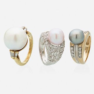 Three cultured pearl and gold rings