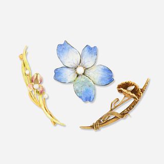 Group of Art Nouveau brooches
