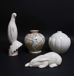Group of 4 Decorative Objects