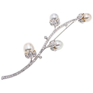 CULTURED PEARLS AND DIAMONDS BROOCH. 18K WHITE GOLD