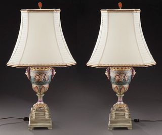 Pr. Capodimonte table lamps with shades,