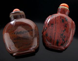 (2) Chinese jasper snuff bottles.