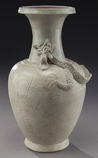 Chinese Song Hutian Yao vase,