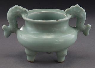 Chinese Song to Yuan Longquan ware porcelain
