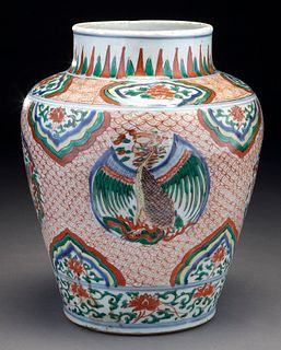 Chinese transitional wucai porcelain baluster jar,