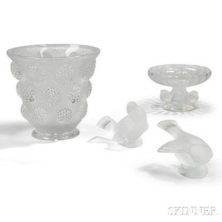 Verlys Opalescent Glass Vase, Lalique Footed Bowl, and   Two Lalique Moineaux   (Sparrows)