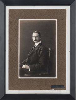 Brehme, Hugo. Retrato de Caballero. Fotografía, 7.6 x 4.9" (19.5 x 12.5 cm). On paperboard. Property seal. Framed.