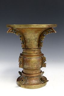 Chinese bronze Gu vase.