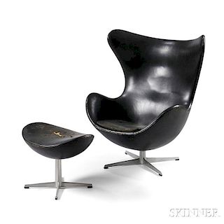 Arne Jacobsen (1902-1971) Egg Chair with Ottoman