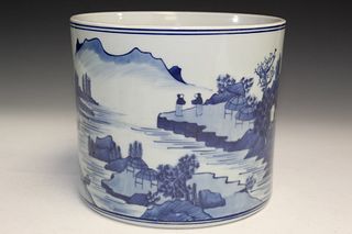 Chinese Kangxi Style Blue and White Porcelain Brush Pot.