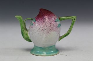 Chinese peach-shaped porcelain water dropper.