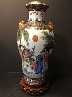 OLD Chinese Famille Rose Vase with two bats on shoulder, Qianlong Mark, Republic Period