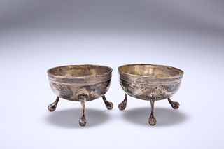 A PAIR OF ITALIAN SILVER SALTS, KINGDOM OF NAPLES, MID-19th CENTURY, of bow