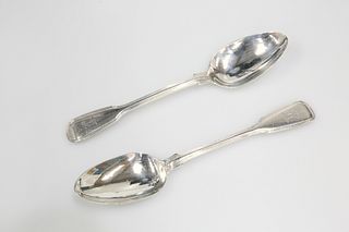 A PAIR OF WILLIAM IV SILVER TABLE SPOONS, MARY CHAWNER, LONDON 1836, fiddle
