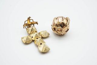 TWO 9CT YELLOW GOLD MASONIC BALLS, both stamped 9ct. Total weight 19.9gms.