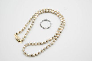 A CULTURED PEARL NECKLACE, together with a single white metal wedding band.