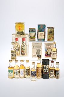 MINIATURE BOTTLE COLLECTION OF WHISKIES AND INCLUDING ONE SHERRY, with whis