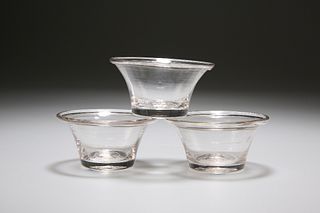 A SET OF THREE SMALL GLASS PATTY PANS, c. 1780/90, circular, with folded ri